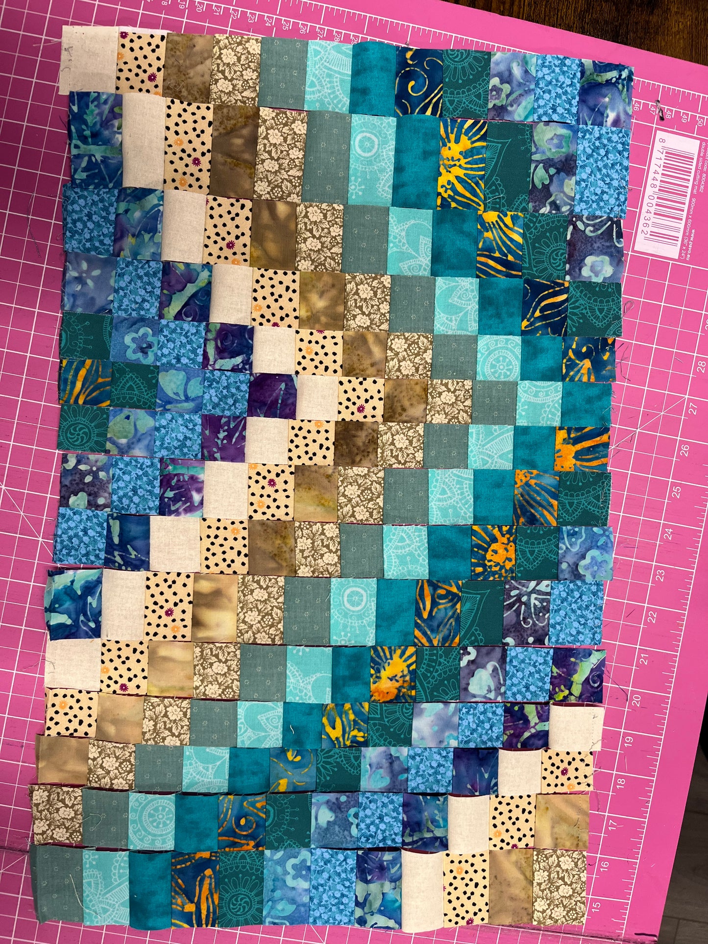 Bargello Cushion Workshop - (Materials included)