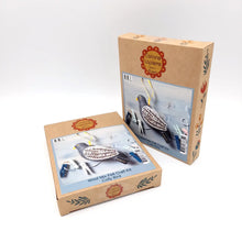 Load image into Gallery viewer, Colly bird felt sewing kit