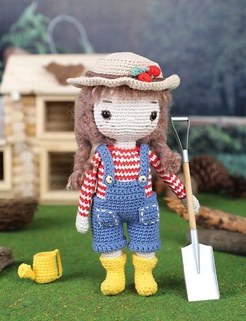 Knitty Critters - Gerty Gardener