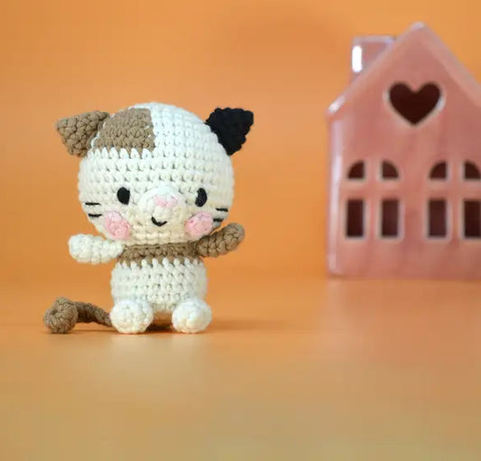 Knitty Critters Hello Adorable 2 - Charlie the Cat
