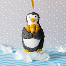 Load image into Gallery viewer, Penguin and Fish Felt Craft Kit