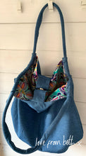 Load image into Gallery viewer, Reversible Shopping Bag Sewing Pattern