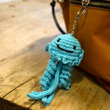 Load image into Gallery viewer, Knitty Critters - Jellyfish Keychain Crochet Kit