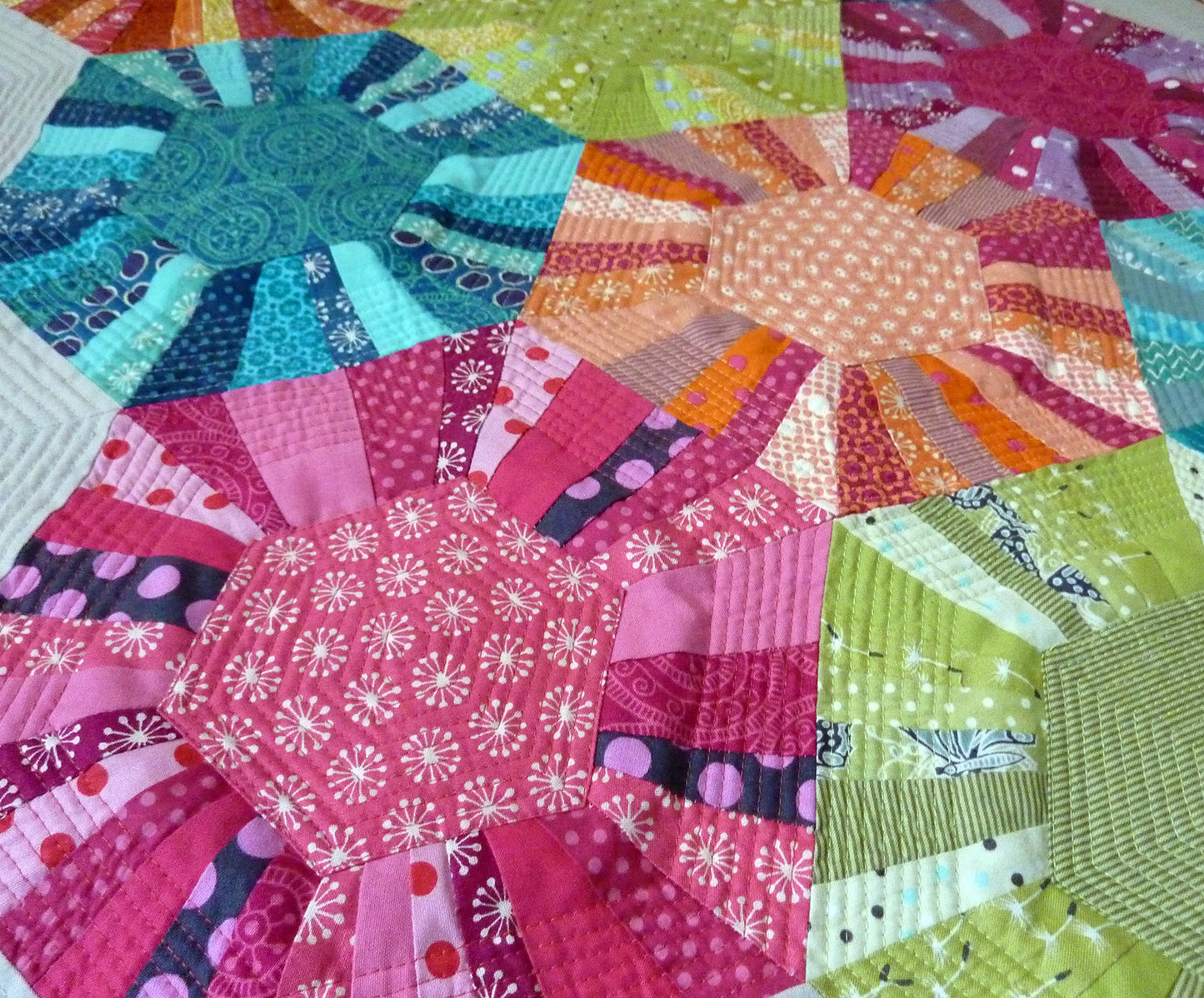 Hexa -scrappy Quilt Sewing Pattern