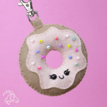 Load image into Gallery viewer, Donut Bag Hanger - Hardicraft